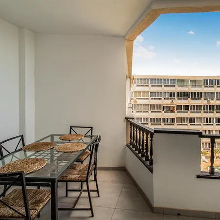 Aguila Playa Escape *
