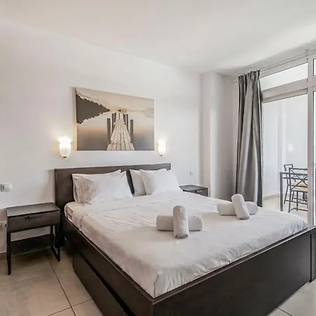 Aguila Playa Escape Apartamento