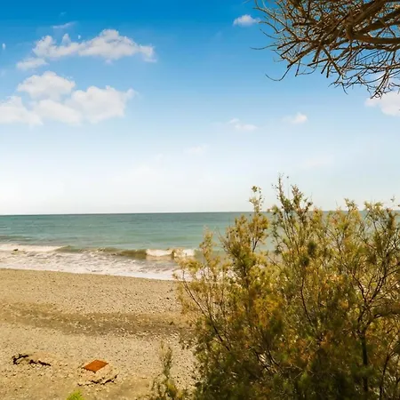 Aguila Playa Escape Apartamento